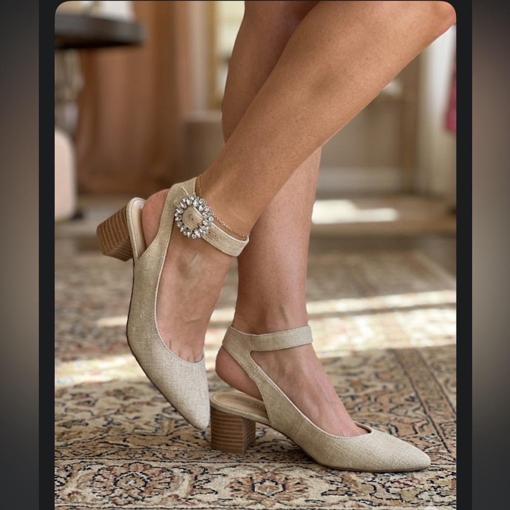 Nine West‎ Beige Ankle-Strap rhinestones Pointed-Toe Pumps 7.5